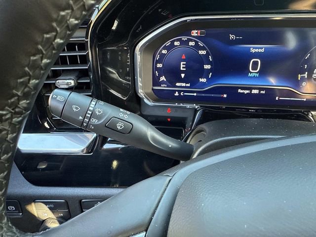 Used 2025 Chevrolet Silverado 1500 LT image 39