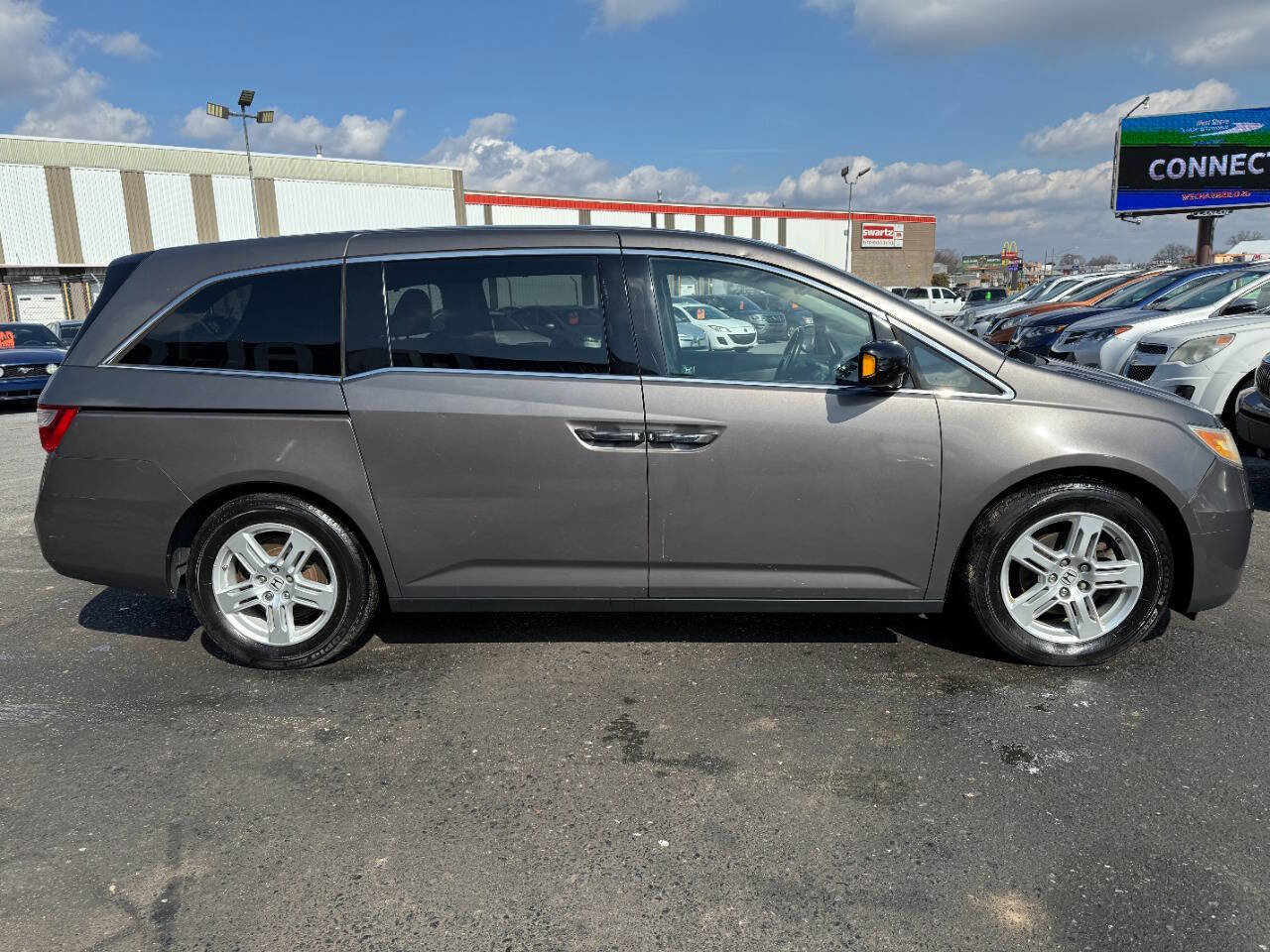 Used 2012 Honda Odyssey Touring image 4