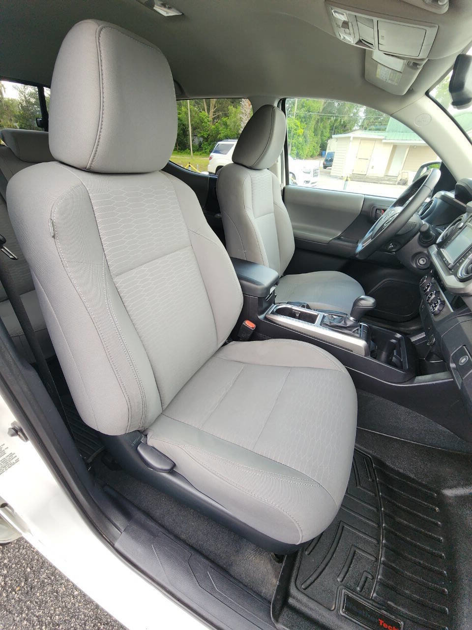 Used 2016 Toyota Tacoma SR5 image 35