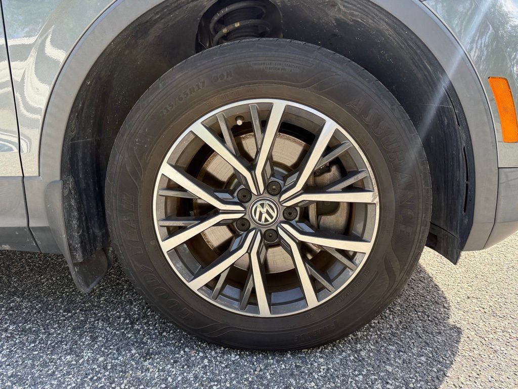 Used 2021 Volkswagen Tiguan S FWD image 7
