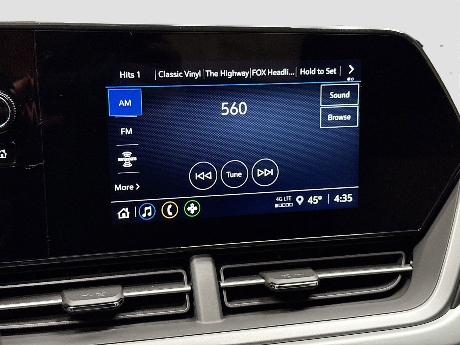 New 2026 Chevrolet Trax RS w/ Driver Confidence Package image 18