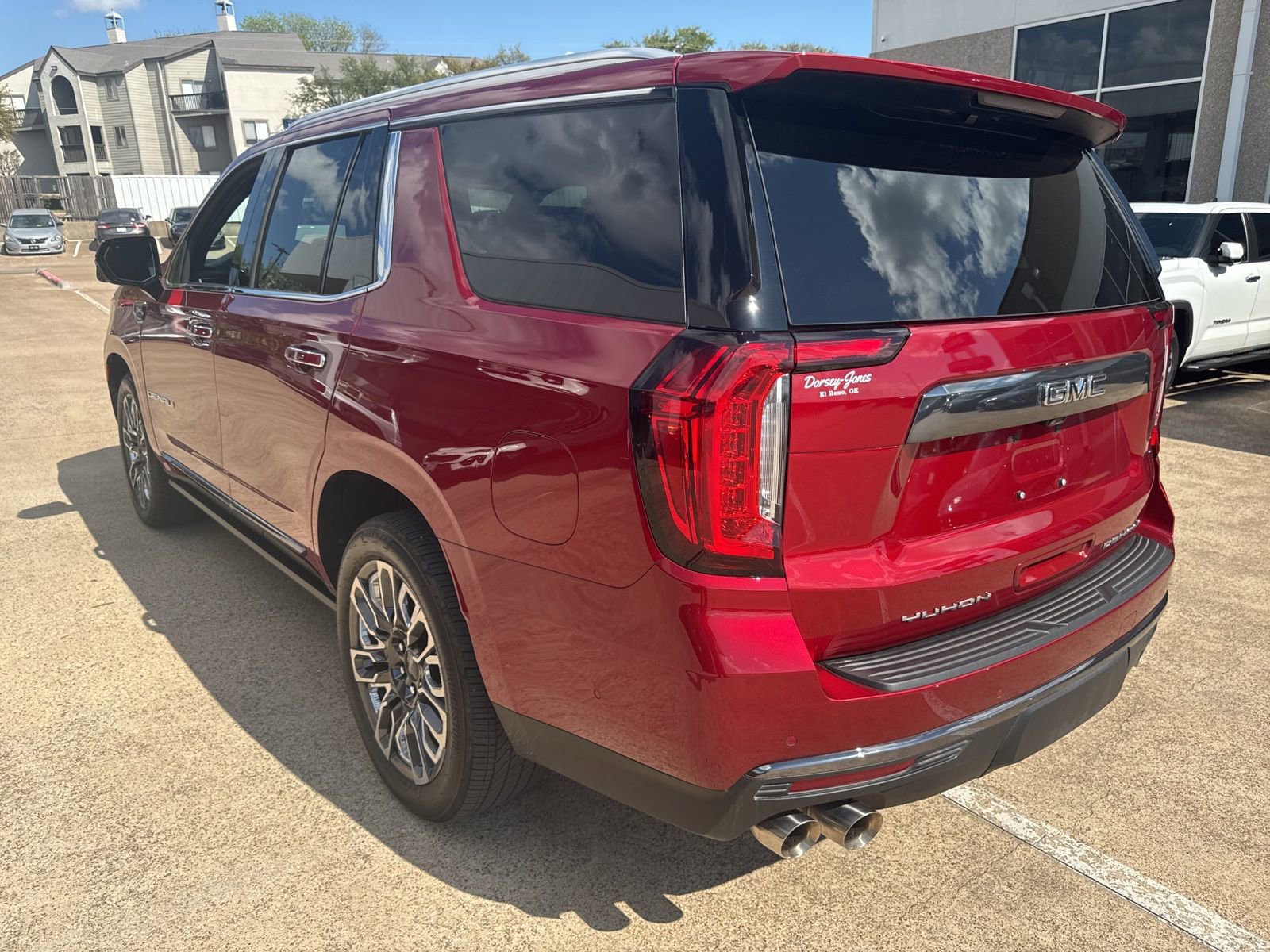 Used 2023 GMC Yukon Denali Ultimate image 5