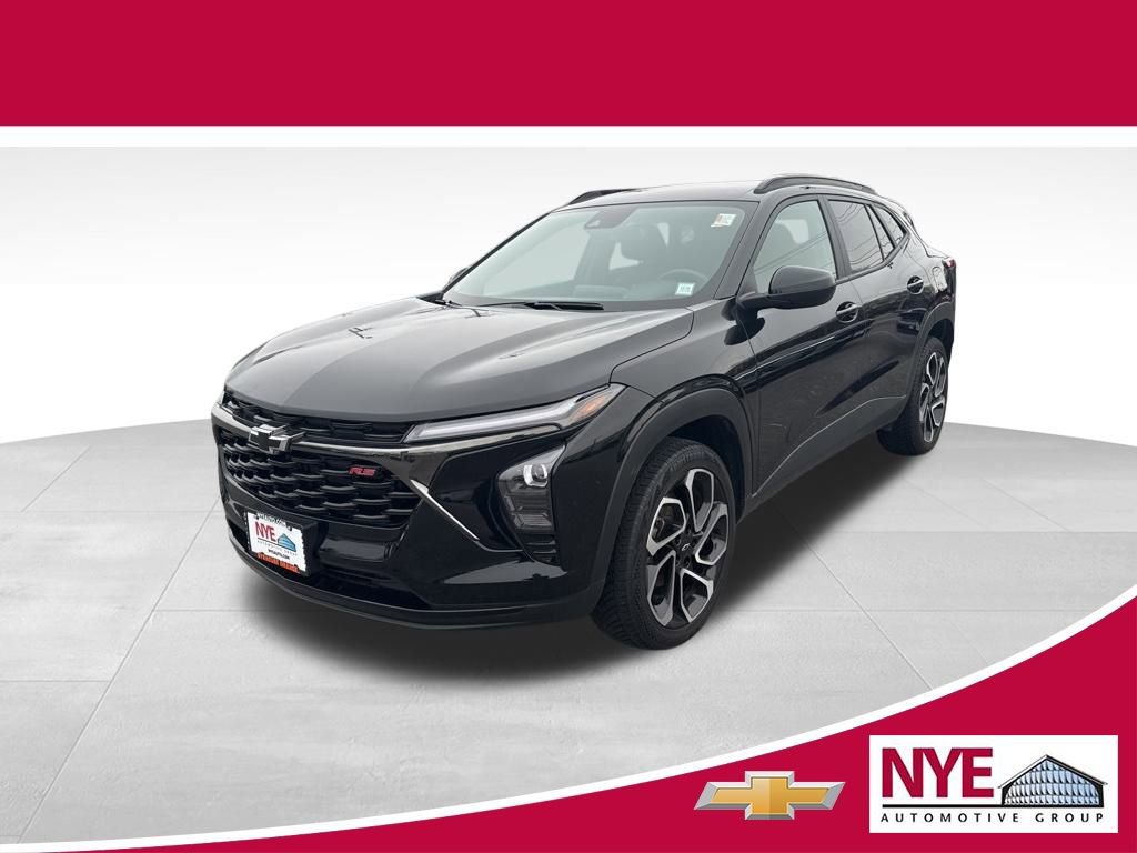 Used 2024 Chevrolet Trax RS w/ Driver Confidence Package image 1