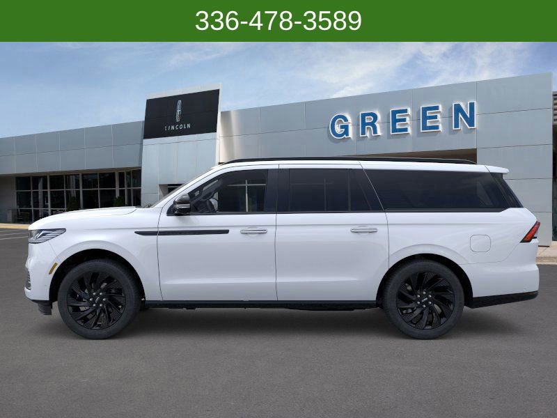 New 2026 Lincoln Navigator L Reserve w/ Jet Appearance Package image 3