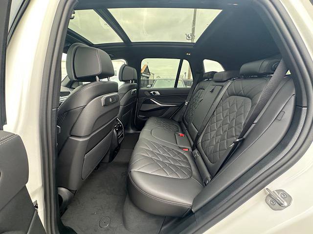 New 2026 BMW X5 xDrive40i image 5