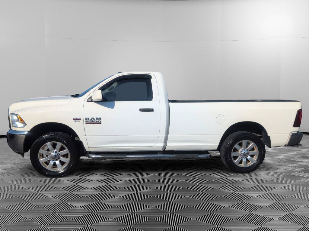 Used 2014 RAM 2500 Tradesman w/ Chrome Appearance Group AWD/4WD image 2