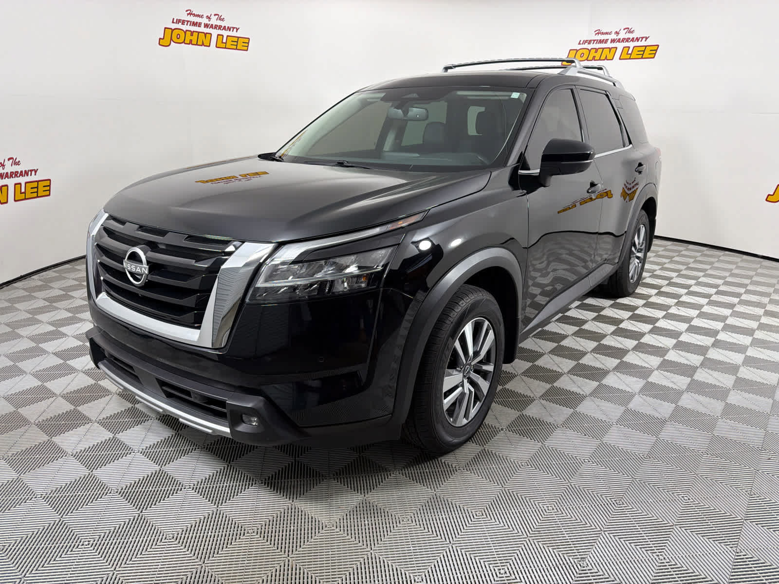 Used 2022 Nissan Pathfinder SL