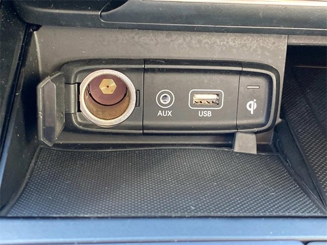 Used 2019 Genesis G70 2.0T Advanced w/ Dynamic Package image 28