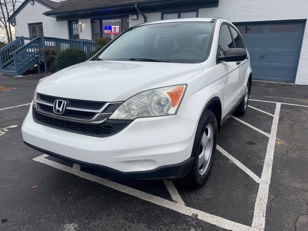 Used 2011 Honda CR-V LX image 4