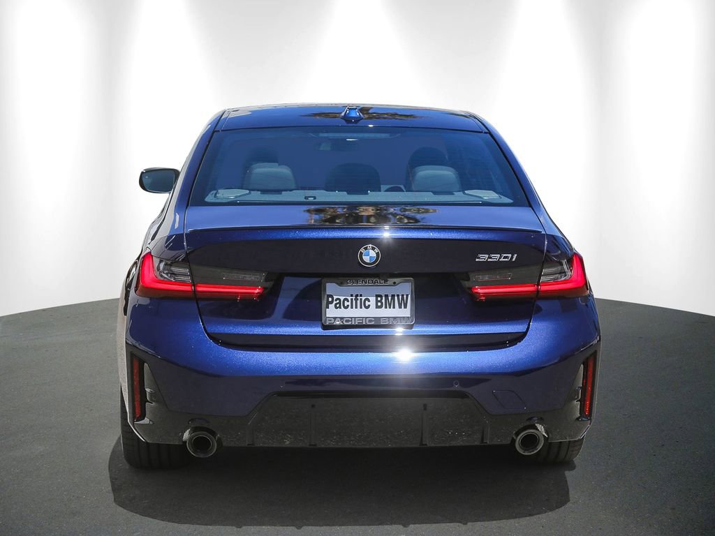 New 2026 BMW 330i Sedan w/ M Sport Package RWD image 5