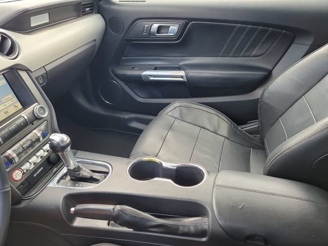 Used 2017 Ford Mustang Premium RWD image 40
