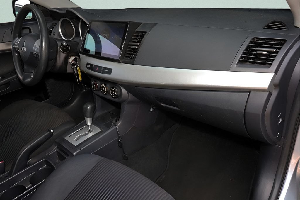 Used 2014 Mitsubishi Lancer ES FWD image 17