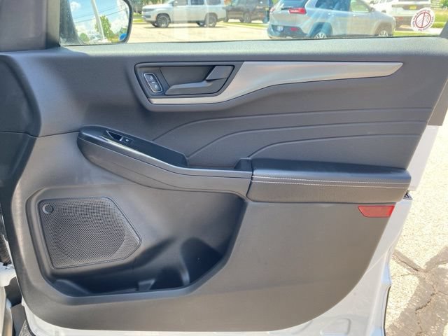 Used 2025 Ford Escape Active FWD image 30