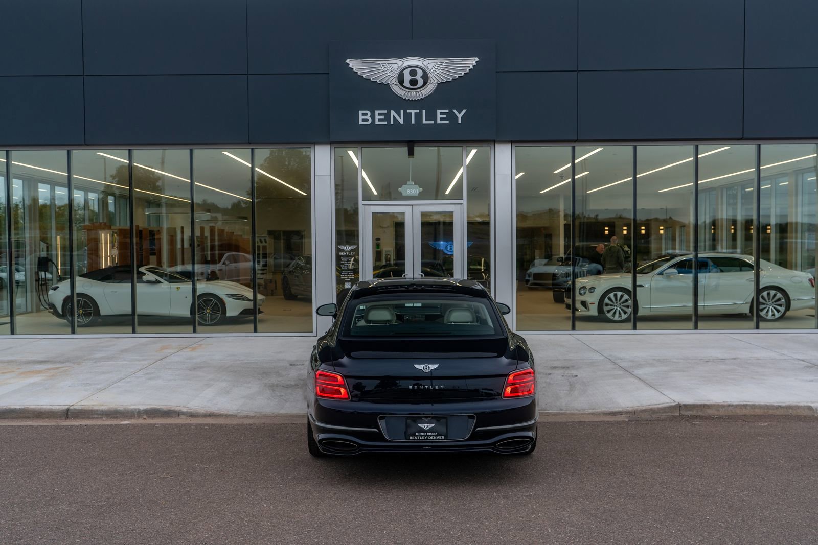 New 2025 Bentley Flying Spur Plug-In Hybrid image 15