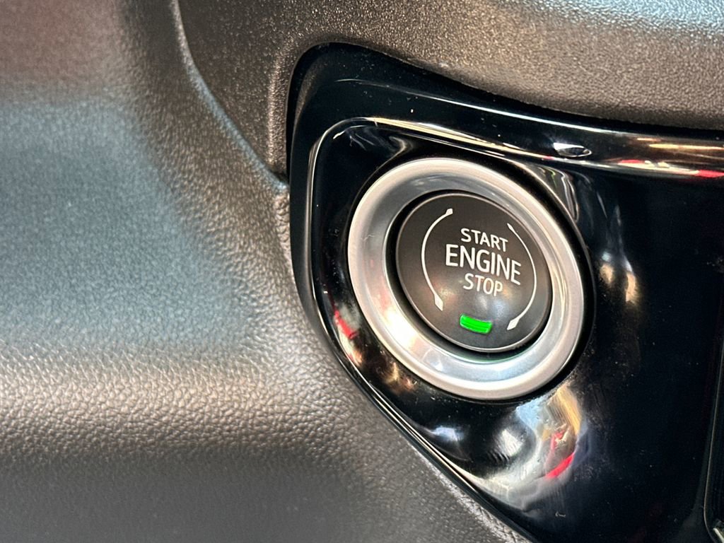 Used 2024 GMC Sierra 1500 Elevation w/ Preferred Package image 31