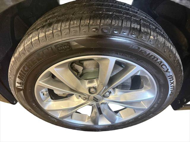 Certified 2023 Dodge Charger SXT w/ Cold Weather Package AWD/4WD image 8