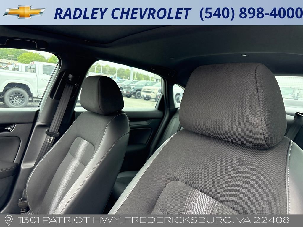 Used 2025 Honda Civic Sport image 4