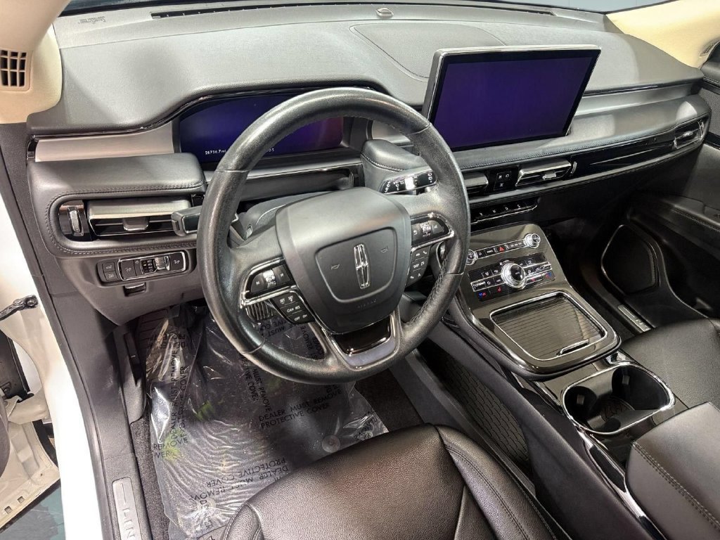 Certified 2023 Lincoln Nautilus AWD image 11