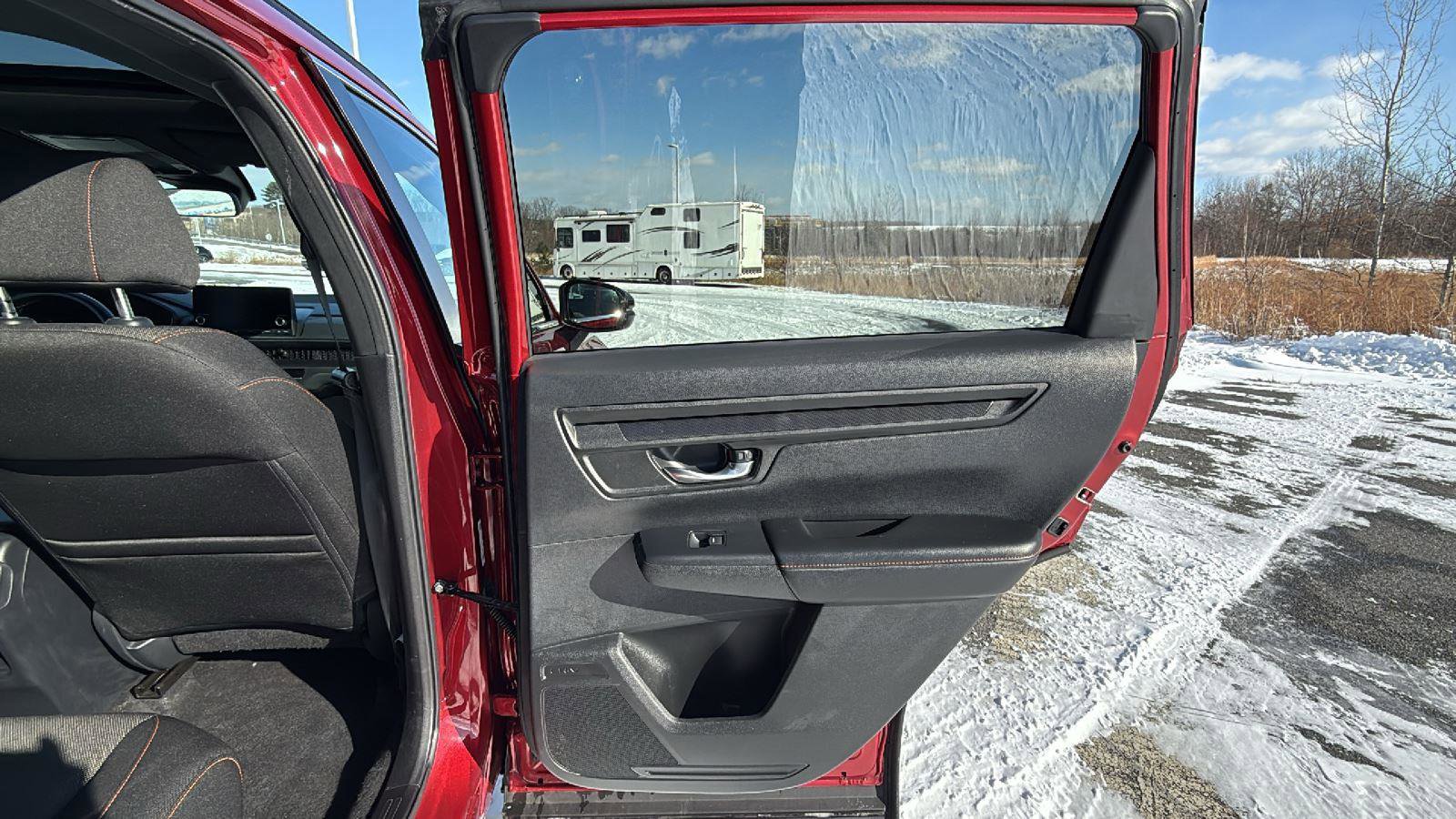 Used 2025 Honda CR-V Sport image 21