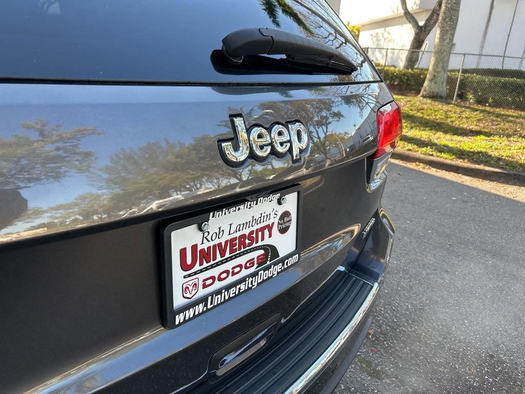 Used 2019 Jeep Grand Cherokee Limited w/ Luxury Group II image 20