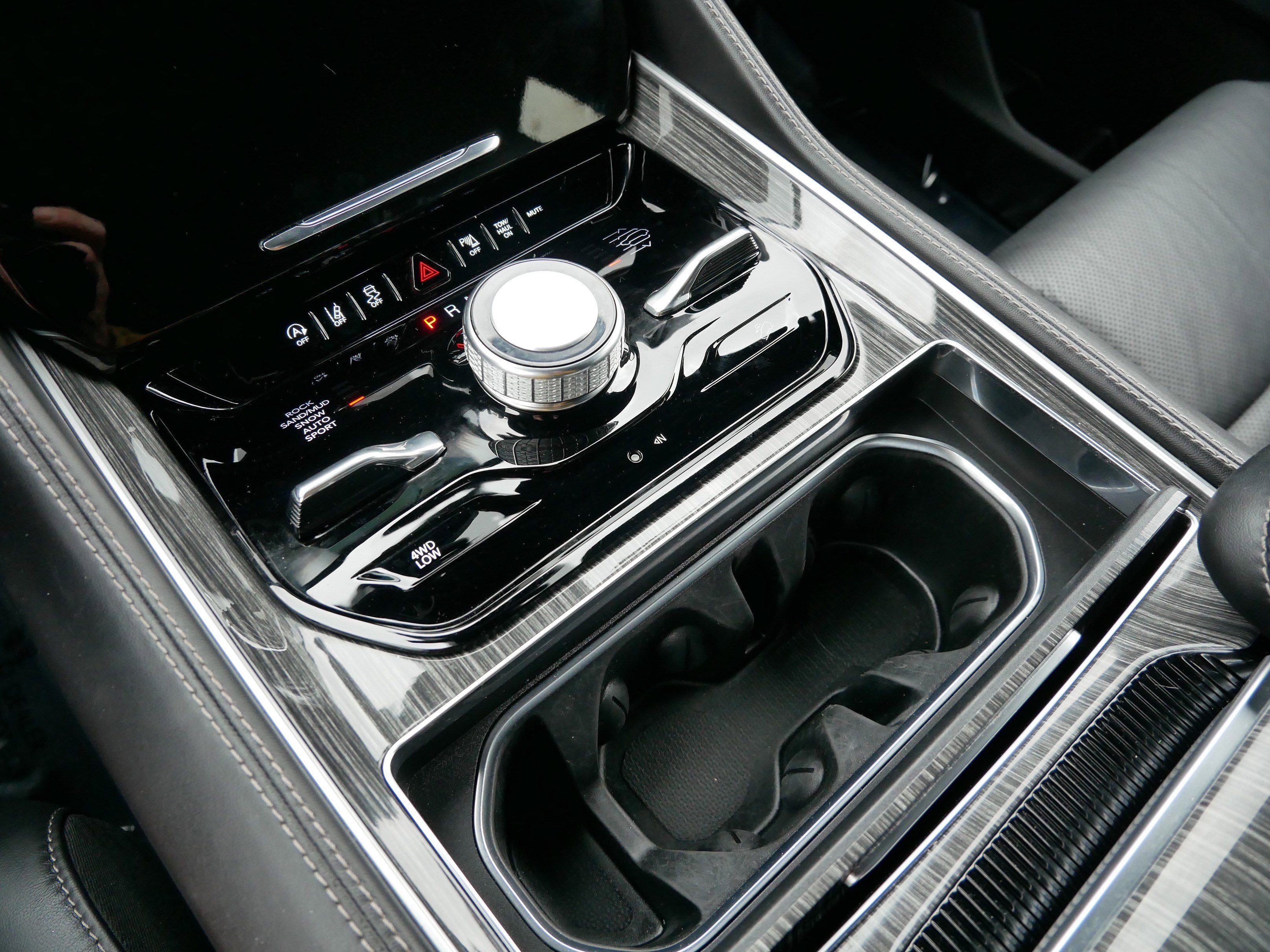 Used 2022 Jeep Wagoneer Series III image 24