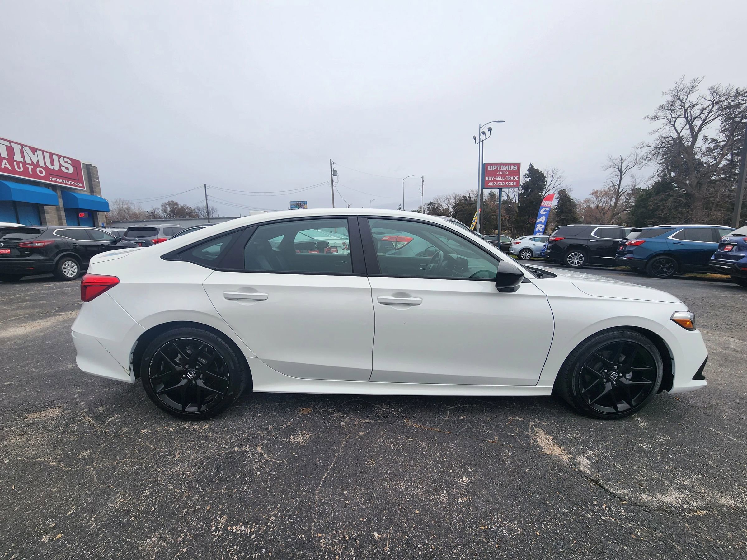 Used 2024 Honda Civic Sport image 8