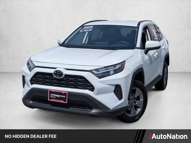 Used 2024 Toyota RAV4 XLE FWD video 1