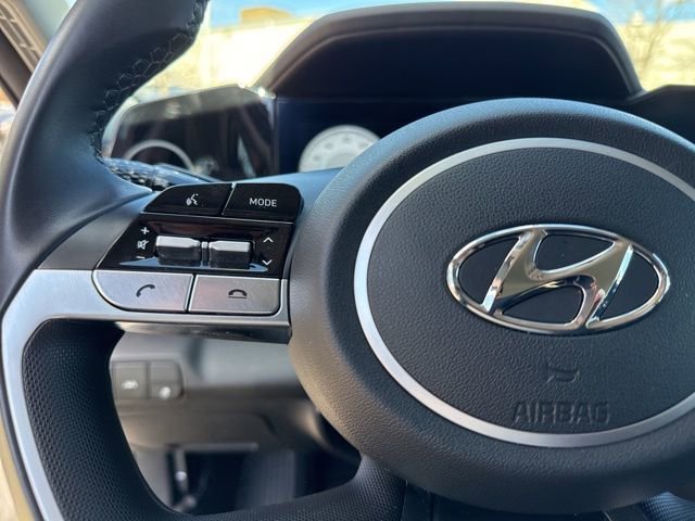 Used 2023 Hyundai Elantra SEL w/ Convenience Package image 38