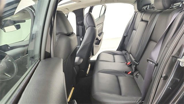 Used 2024 MAZDA MAZDA3 s image 27