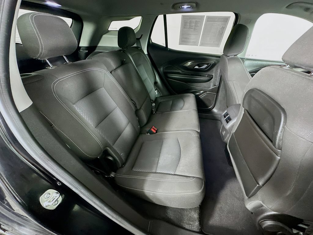Used 2024 GMC Terrain SLE FWD image 33