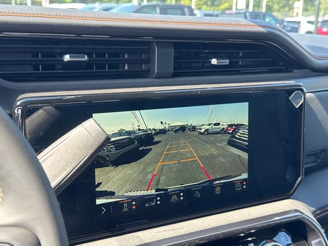 New 2026 GMC Sierra 2500 AT4 w/ AT4 Premium Plus Package AWD/4WD image 23