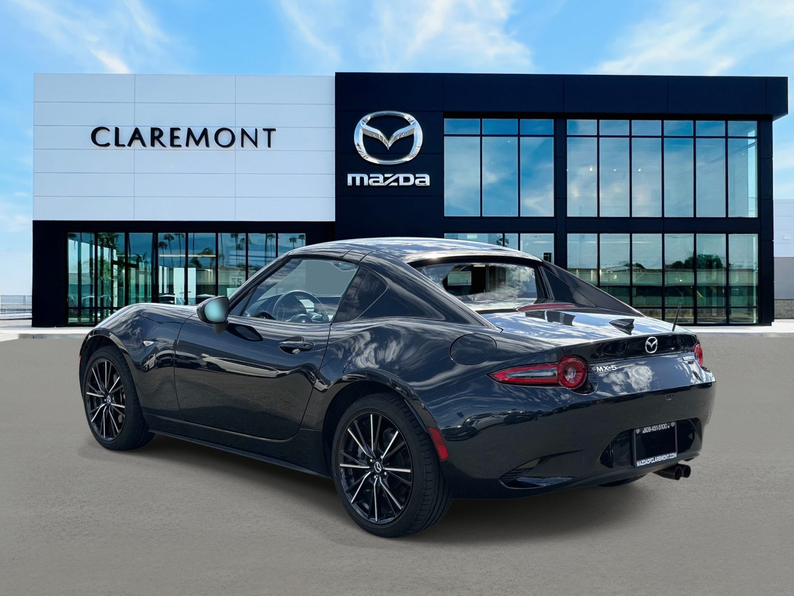 Used 2025 MAZDA MX-5 Miata RF Grand Touring RWD image 6