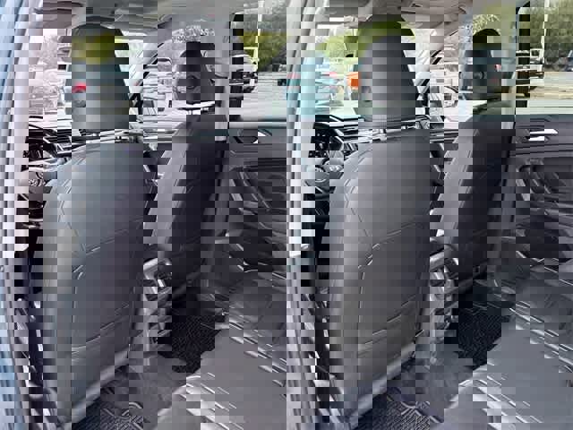 Used 2019 Volkswagen Tiguan SEL Premium image 19