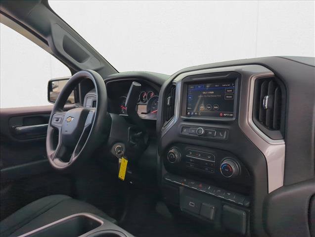 Used 2020 Chevrolet Silverado 1500 Custom w/ Custom Convenience Package image 27