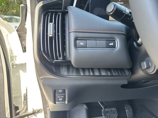 New 2026 Nissan Armada PRO-4X AWD/4WD image 27