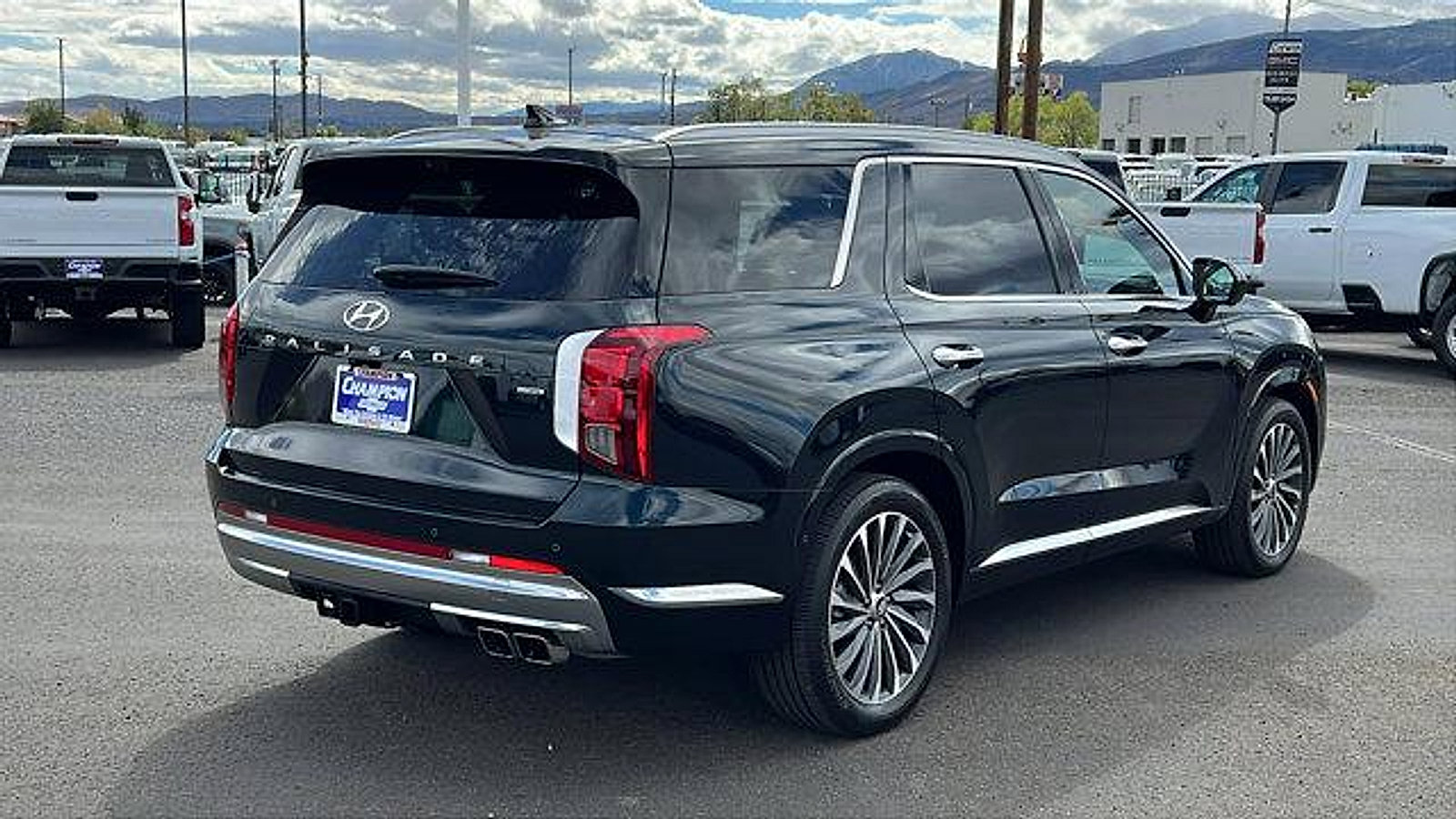 Used 2024 Hyundai Palisade Calligraphy image 5