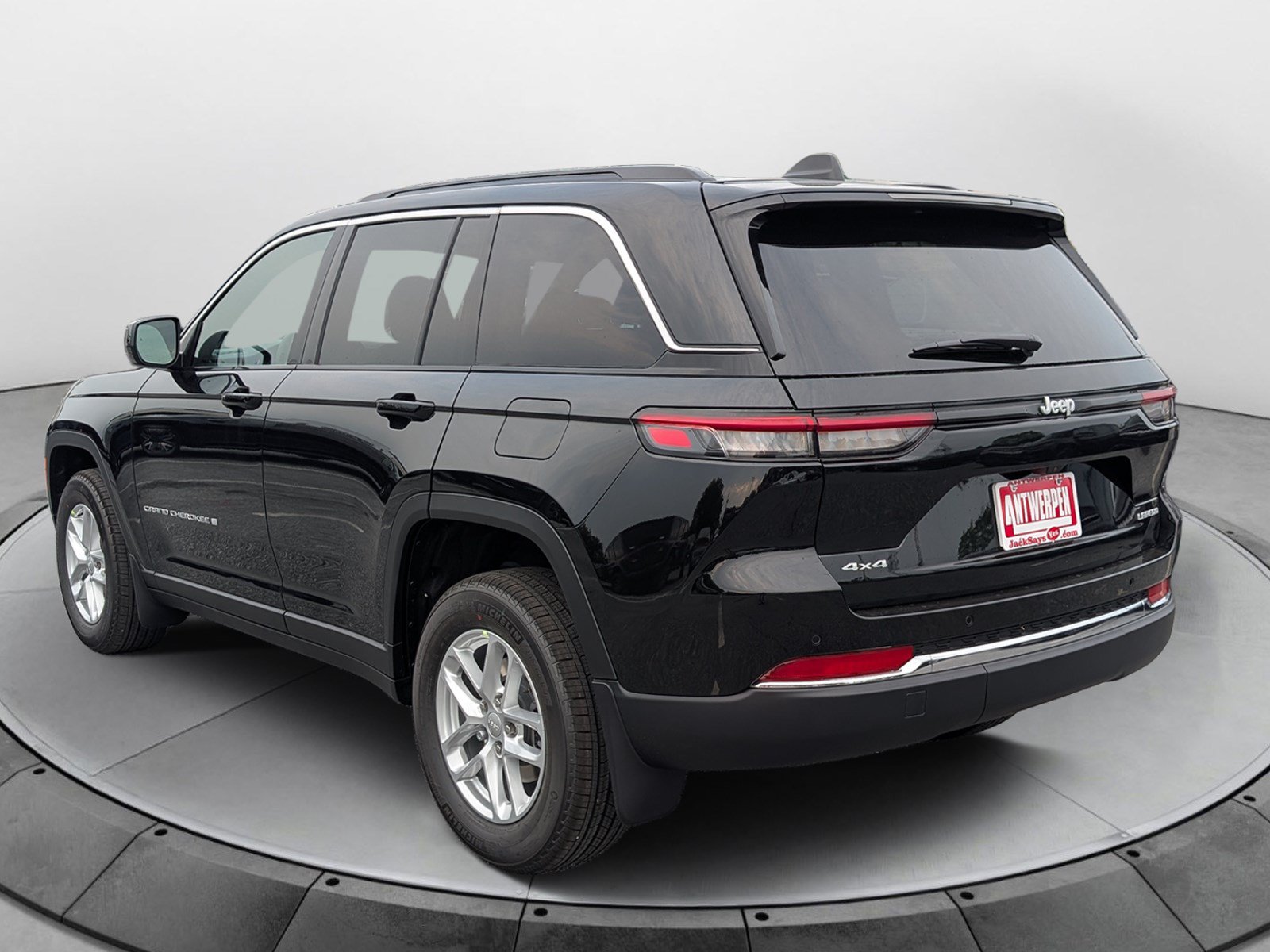 New 2026 Jeep Grand Cherokee Laredo X AWD/4WD image 5