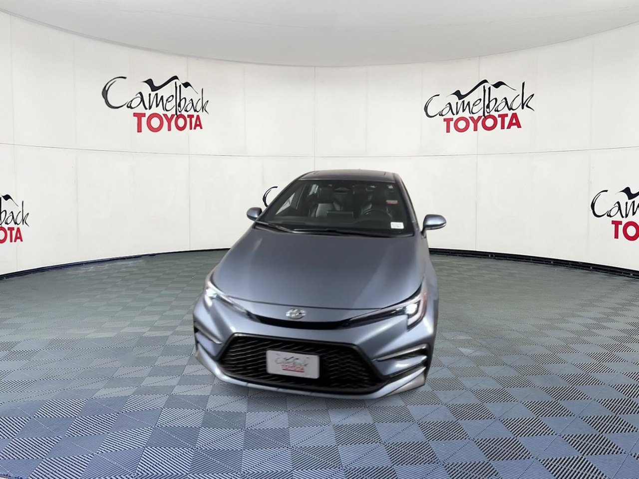 Used 2024 Toyota Corolla XSE FWD image 6