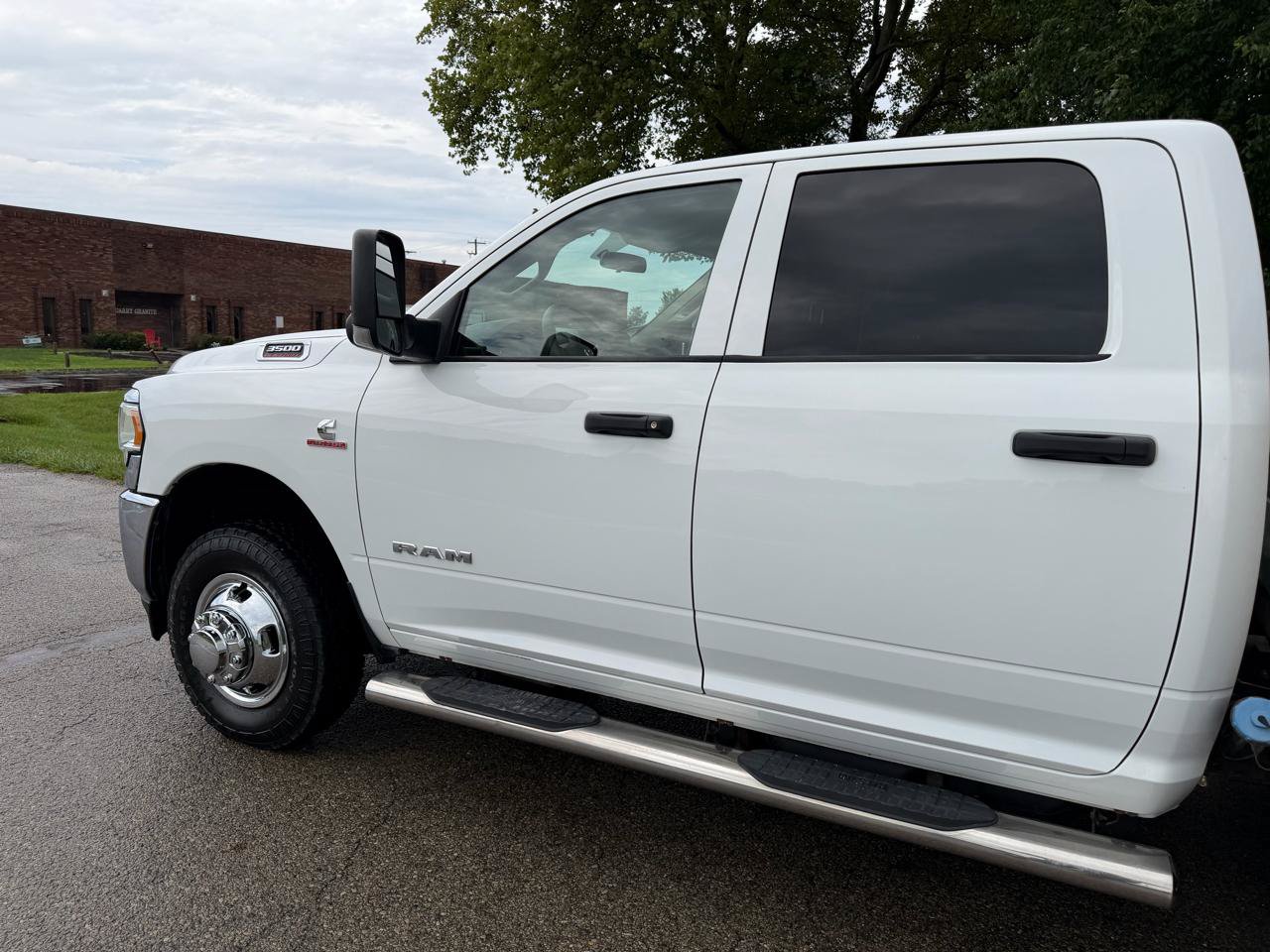 Used 2019 RAM 3500 Tradesman w/ Chrome Appearance Group AWD/4WD image 14