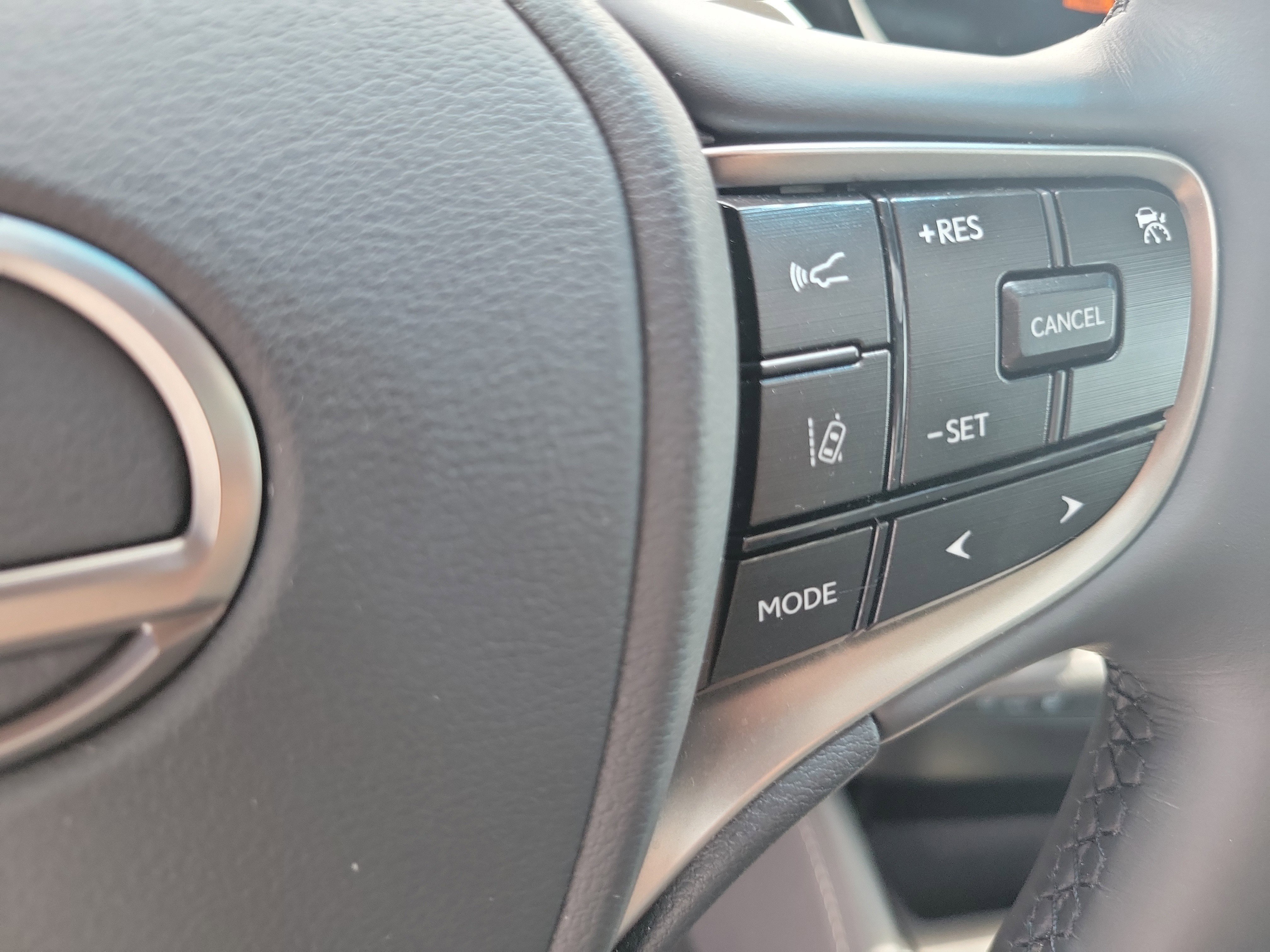 Certified 2024 Lexus ES 350 w/ Premium Package FWD image 27