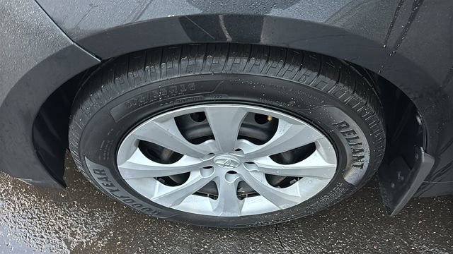 Used 2024 Toyota Corolla LE image 35