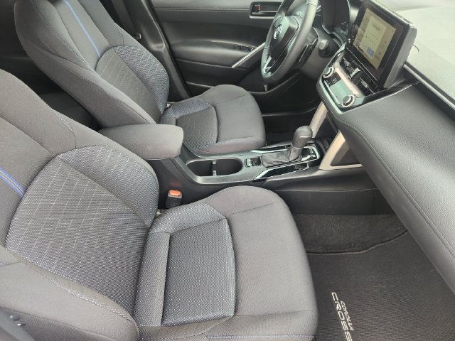 Used 2024 Toyota Corolla Cross AWD Hybrid image 13