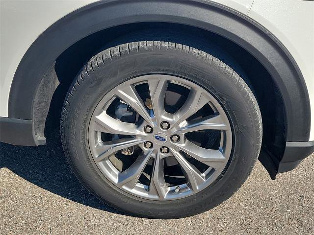 Certified 2022 Ford Explorer Limited w/ Equipment Group 301A image 6