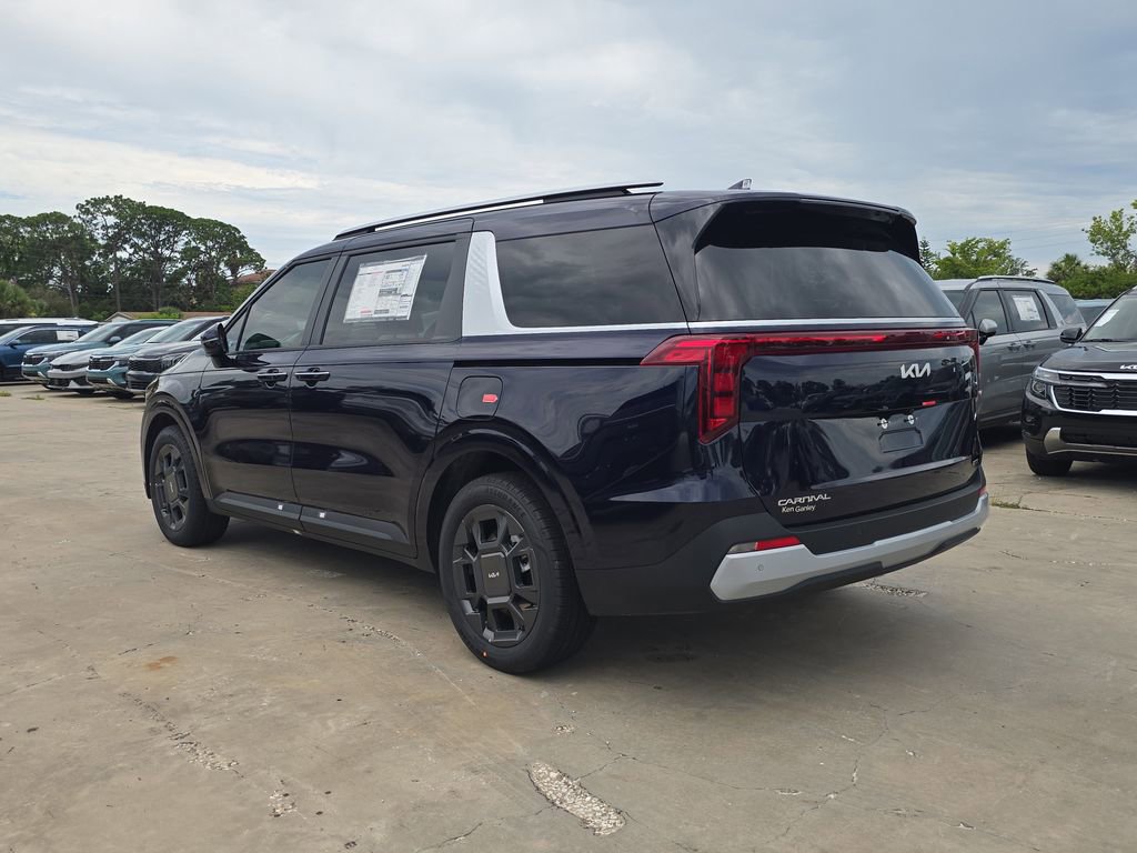 New 2026 Kia Carnival EX FWD image 6
