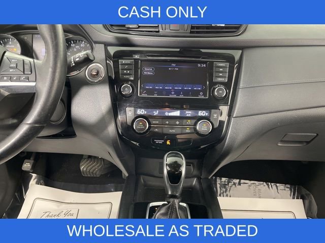 Used 2019 Nissan Rogue SV image 21
