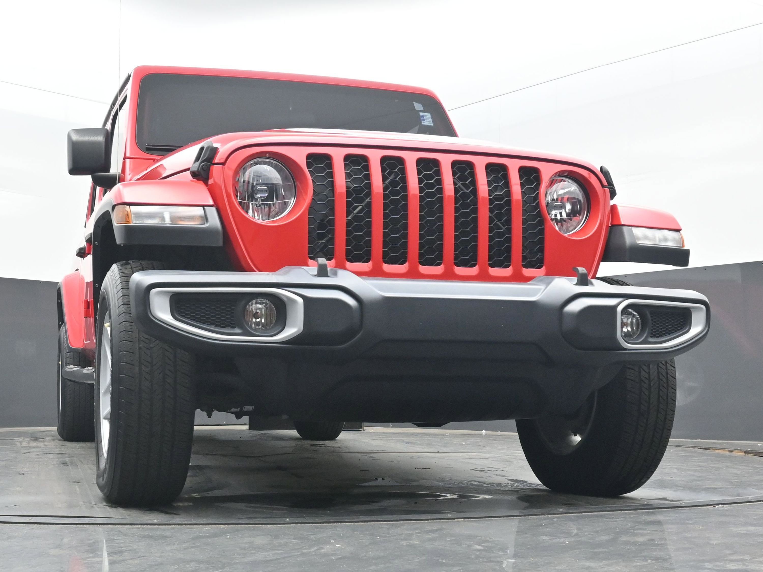 Used 2022 Jeep Gladiator Sport image 21