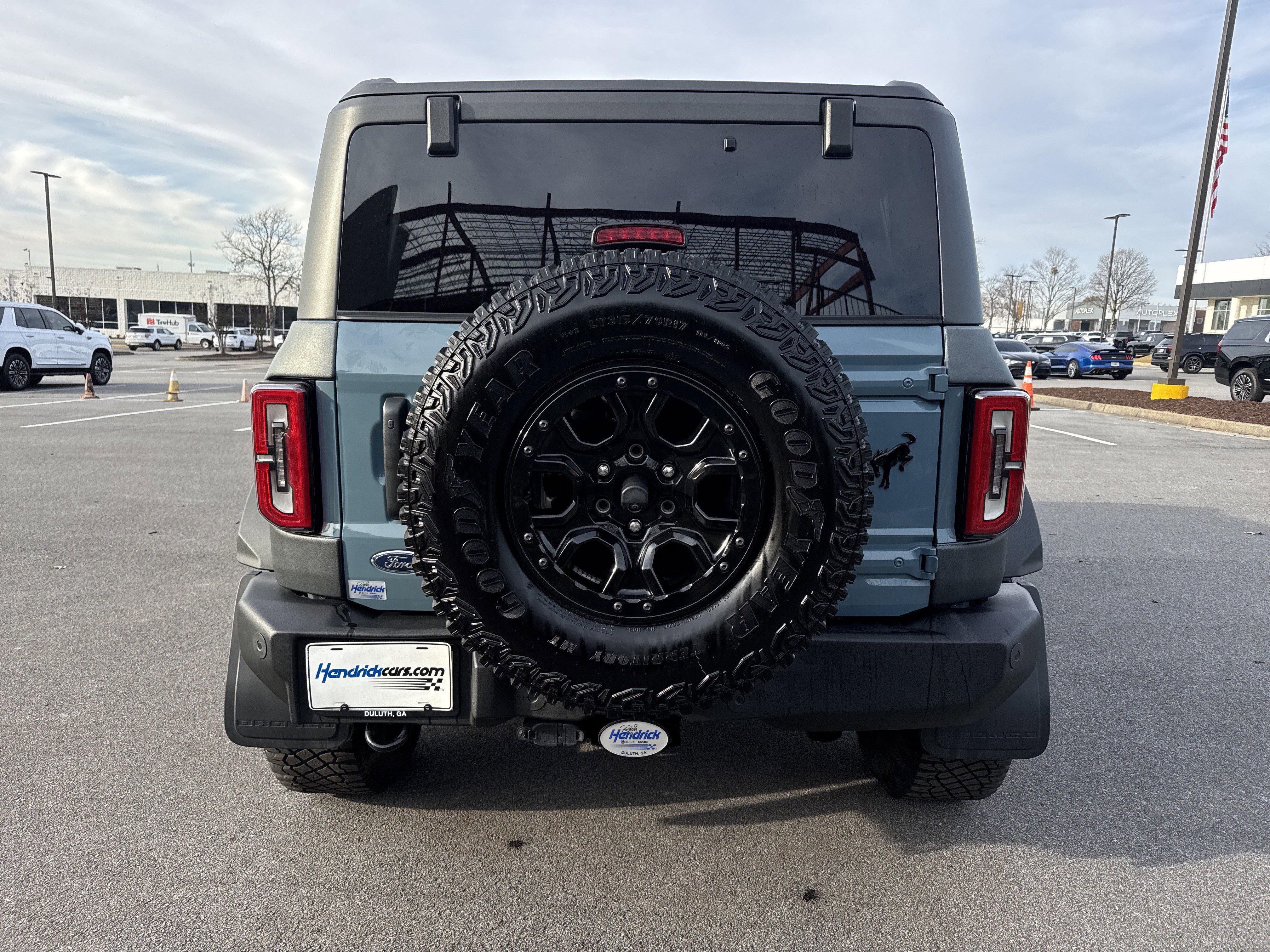 Used 2023 Ford Bronco Wildtrak image 9