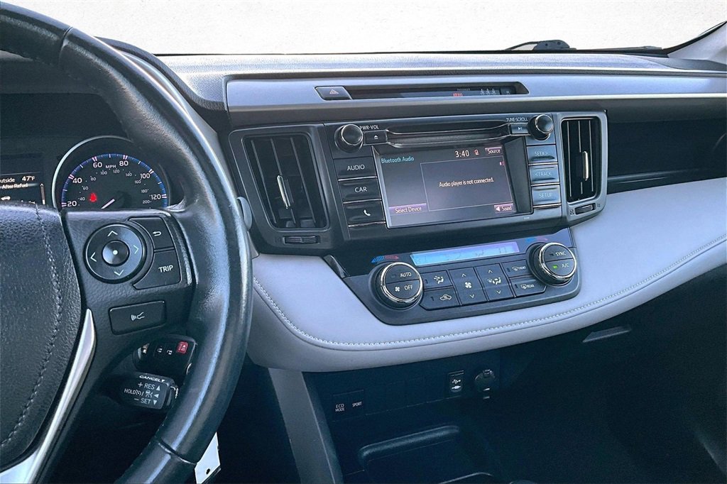 Certified 2018 Toyota RAV4 XLE image 9