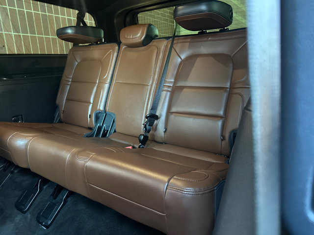 Used 2023 Lincoln Navigator L Reserve image 32