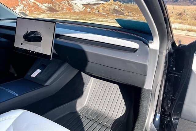 Used 2025 Tesla Model 3 Long Range image 24